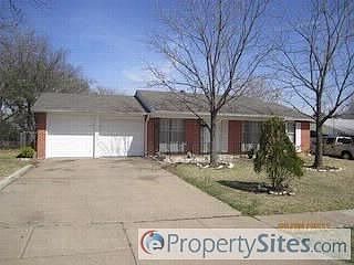 2nd image of 2723 Syracuse Dr