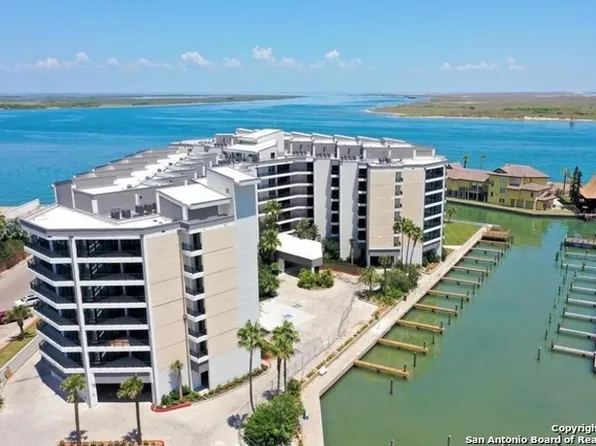 1000 N Station St #412, Port Aransas, TX 78373
