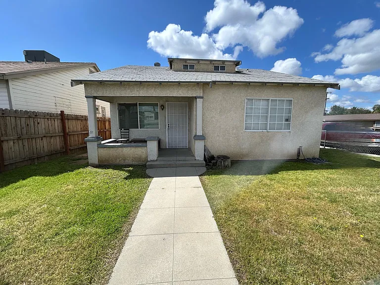 501 Grace St — Photo 1