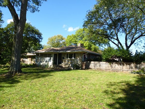 2nd image of 204 Lawndale Ave