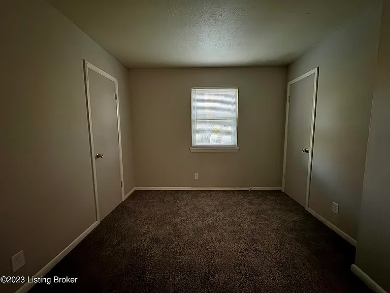 6807 Crestview Dr — Photo 5