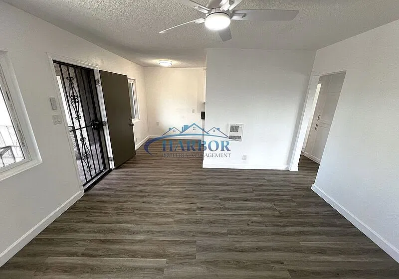 1 bed, 1.0 bath, 560 sqft, $1,695 — Photo 2