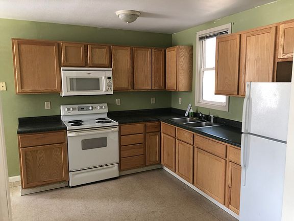 3rd image of 1704 Lackawanna Ave #2