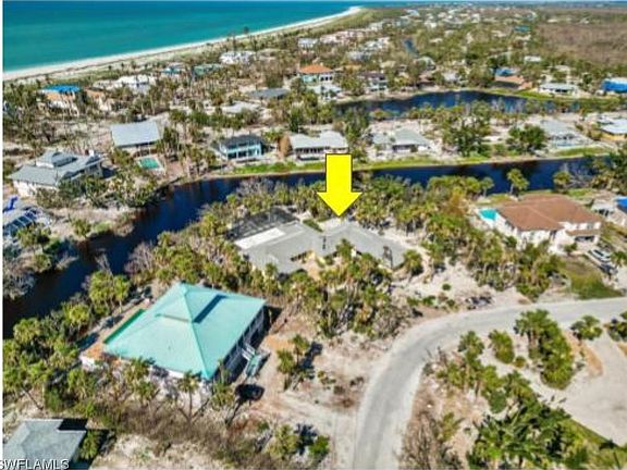 5th image of 1003 Fish Crow Rd