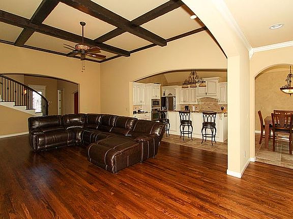 Spacious Living Room