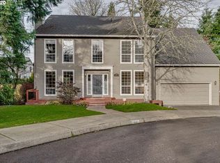 2039 SW Vacuna St, Portland, OR 97219