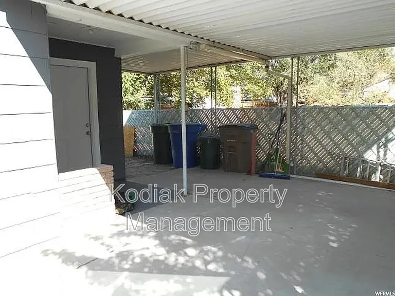 1987 S Lake St — Photo 13