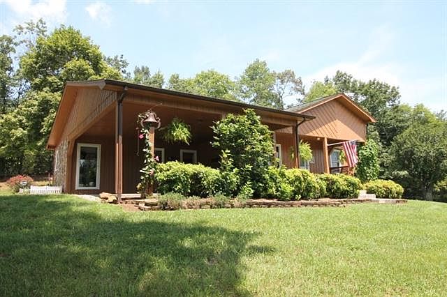 1st image of 1433 Bass Ln