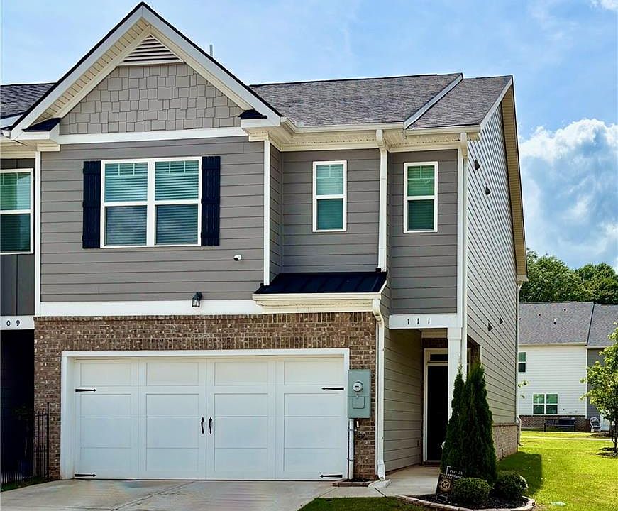 1st image of 111 Hampton Cir