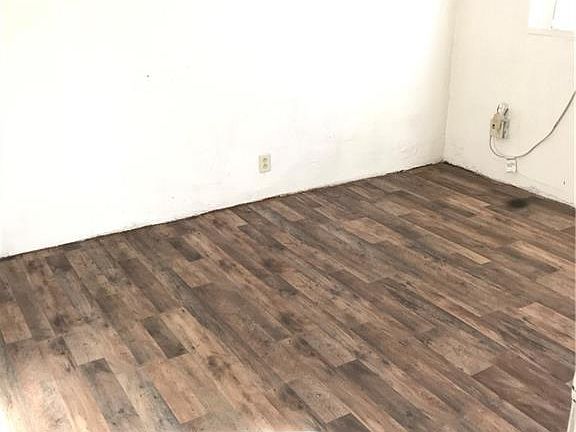 5th image of 1319 Phillips Ave #1319