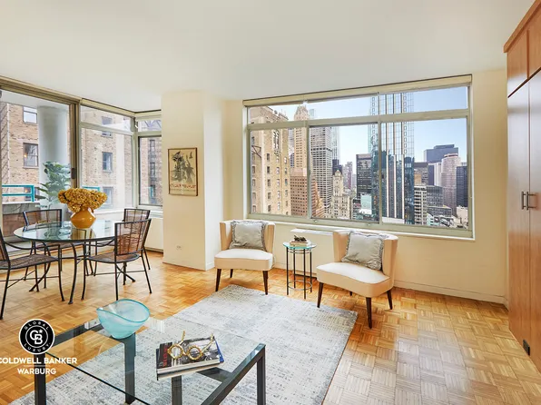 145 East 48th Street image 1 of 16