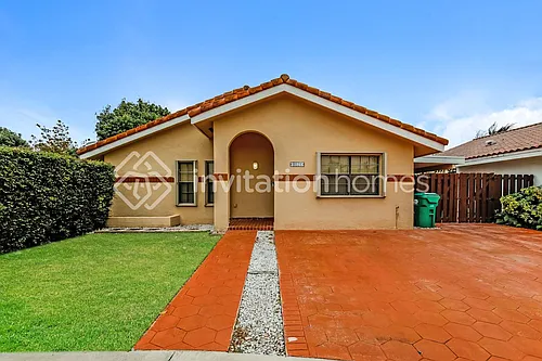 8021 SW 136th Ct Photo 1