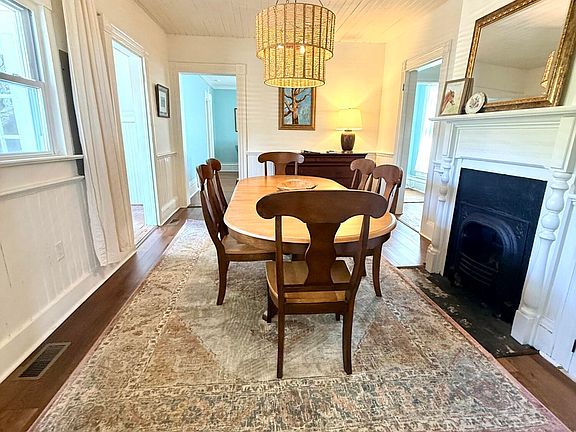 15th image of this home