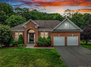 6 Vista Way, Bloomfield, CT 06002