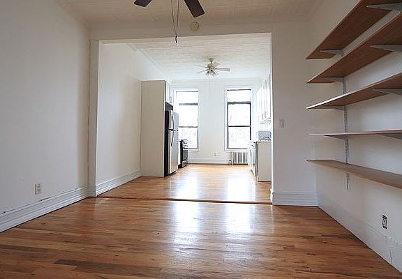 5th image of 46 Woodhull St APT 2