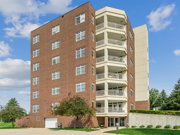 1326 Maxhelen Blvd APT 1B, Waterloo, IA 50701
