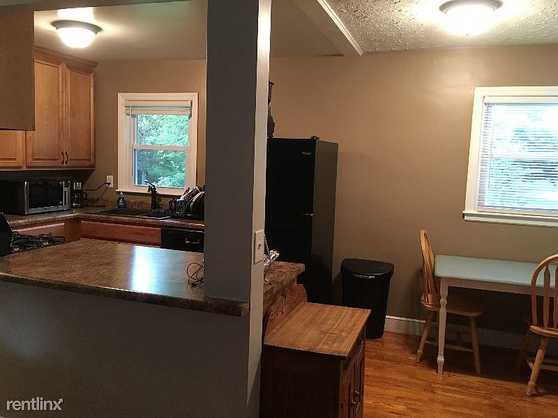 2nd image of 702 McBryde Dr