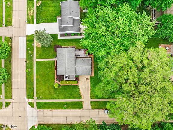 5th image of 200 Montview Dr