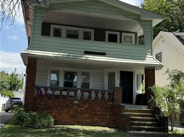 3729 Chelton Rd, Shaker Heights, OH 44120