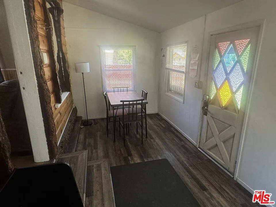 Studio, 1.0 bath, 496 sqft, $1,595 — Photo 4