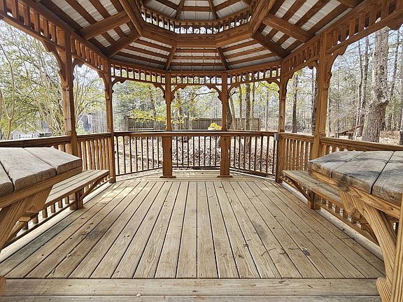 4th image of 1070 S Ola Rd