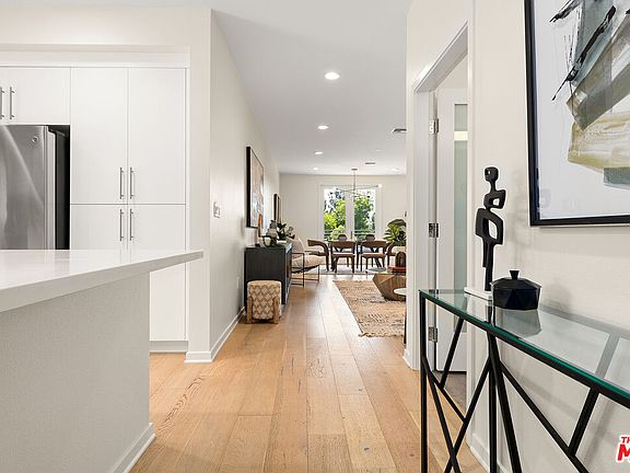 2nd image of 4240 Laurel Canyon Blvd Ph 403