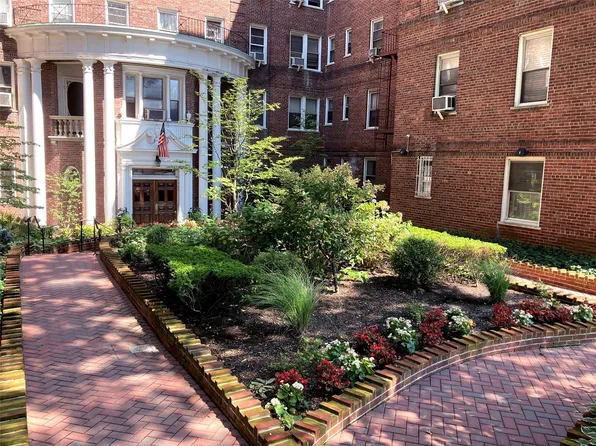 118-11 84th Avenue #104, Kew Gardens, NY 11415