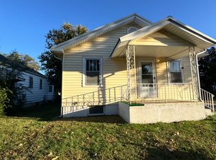 614 W 8th Ave, Hutchinson, KS 67501