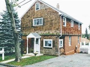 2 Cliff St, Saugus, MA 01906