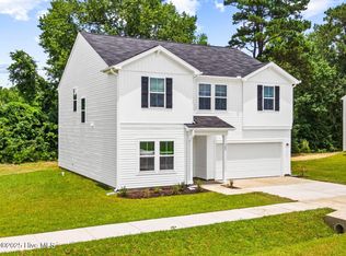 1144 Garland Lake Cir Sw, Supply, NC 28462