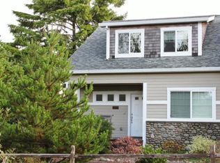 172 Division St, Manzanita, OR 97130