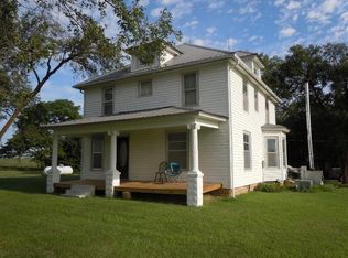 1551 3325 Ave, Abilene, KS 67410