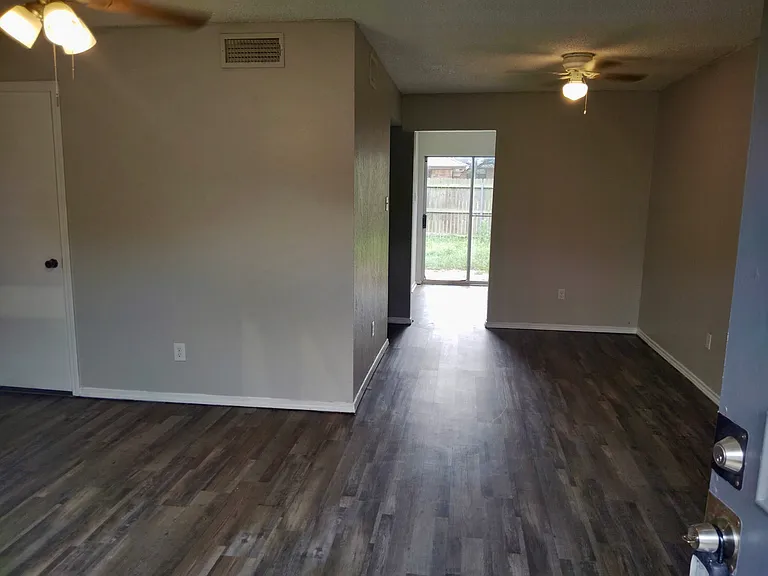 2119 Fleur De Lis Ct — Photo 6