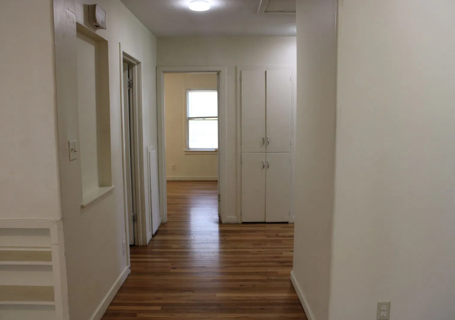House on Kearney- Close to campus — Photo 2