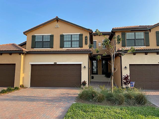 1st image of 10821 Tarflower Dr #201