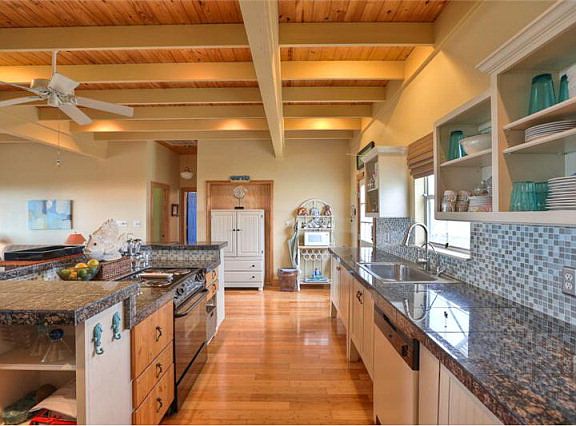 3rd image of 11 Driftwood Dr