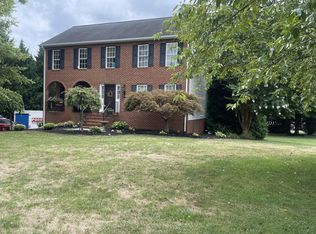 519 Brookfield Ln, Roanoke, VA 24012