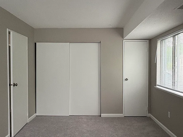 57 Village Brook Ln #5 — Photo 14