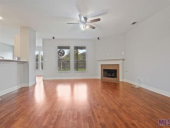 5th image of 28518 Grand Turk Dr