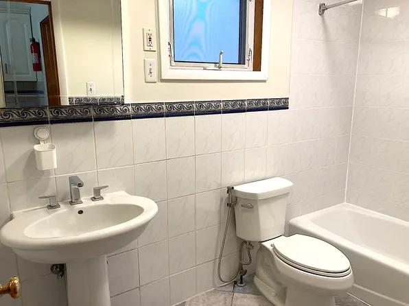 284 Magnolia Avenue image 18 of 23