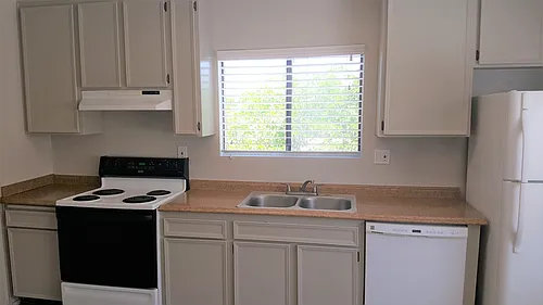 539 E Ridgecrest Blvd #F Photo 1 539 E Ridgecrest Blvd #F Photo 1