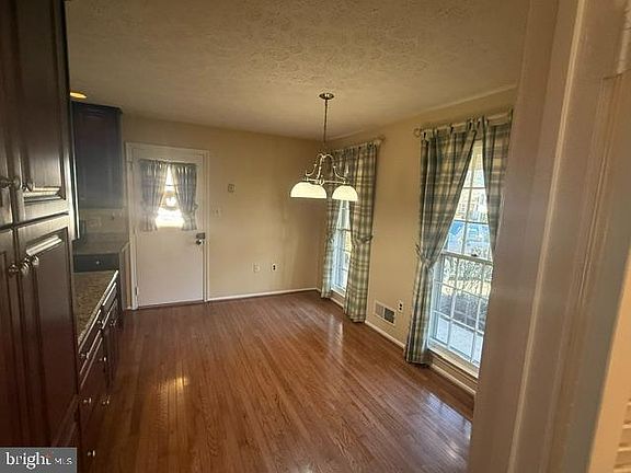 5th image of 12206 Redwood Ct