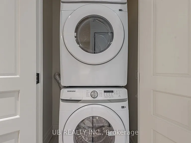 1451 Wellington St W #202 — Photo 10