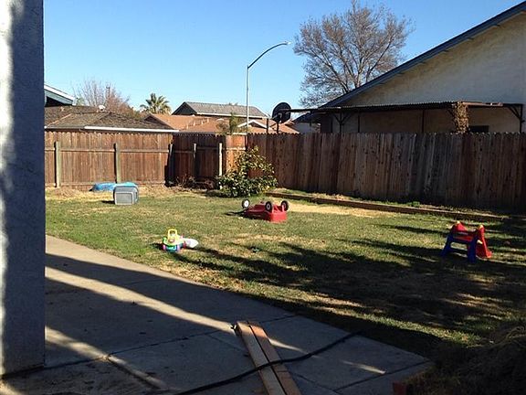 4th image of 3400 Jordanolo Dr