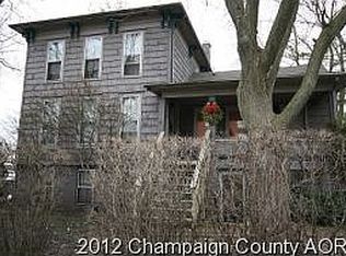 119 W Washington St #1, Champaign, IL 61820