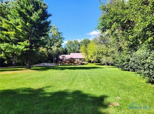 9062 Angola Rd, Holland, OH 43528