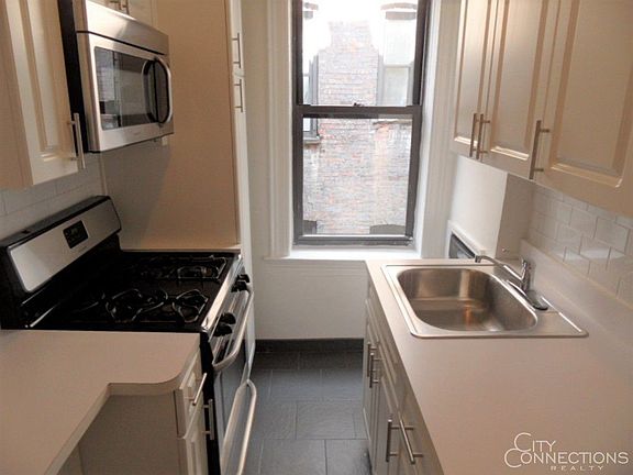 5th image of 201 W 84th St APT 14