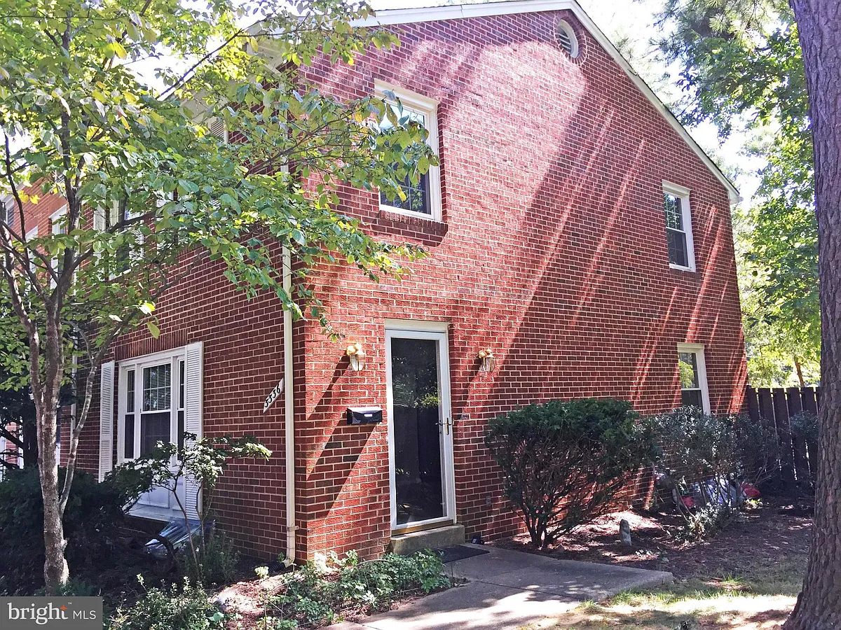 Building Photo - 3336 Webley Ct