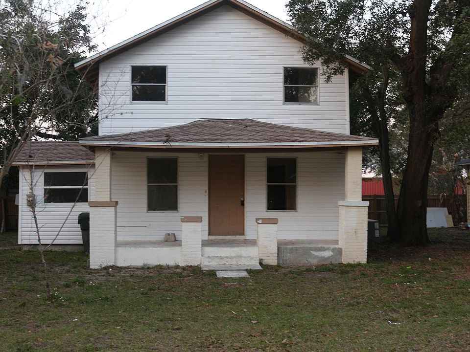 1st image of 1227 Sycamore St