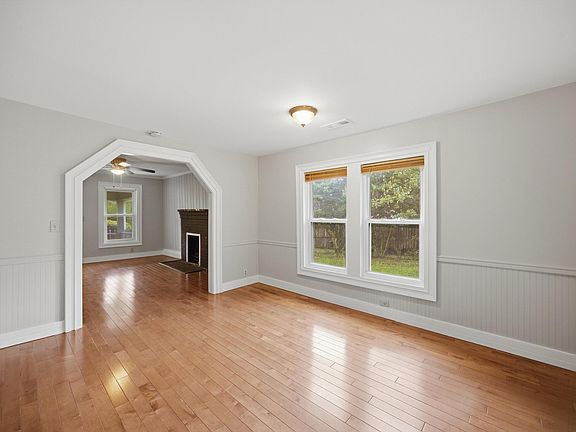 3rd image of 1114 Mount Vernon Rd